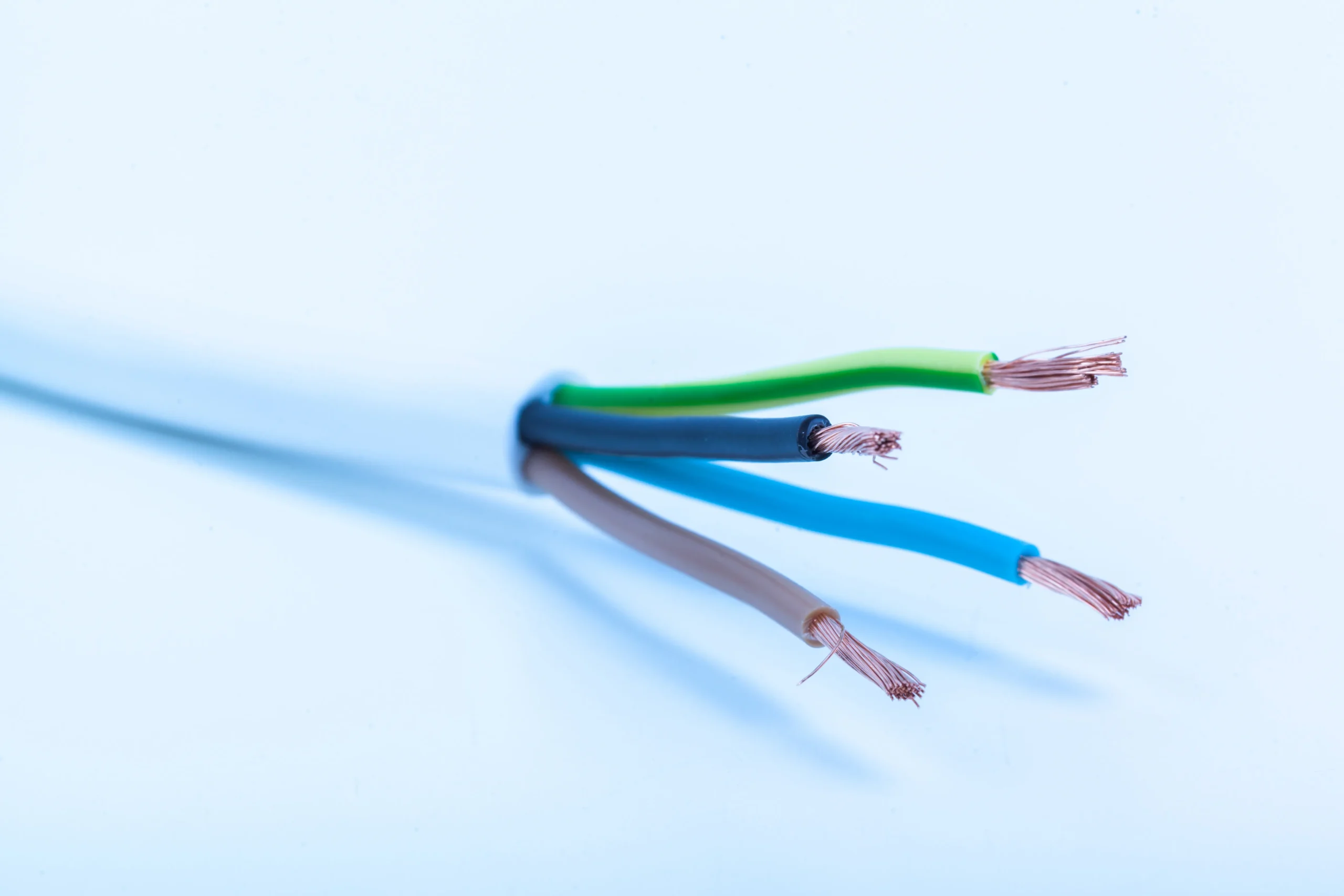 electric-screened-cable-with-many-wires-isolated-white electric-screened-cable-with-many-wires-isolated-white